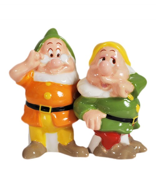 Snow White and the Seven Dwarfs Doc and Sneezy Salt and Pepper Shakers