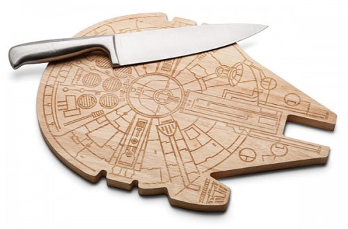 star wars millenium_falcon_wood_cutting_board